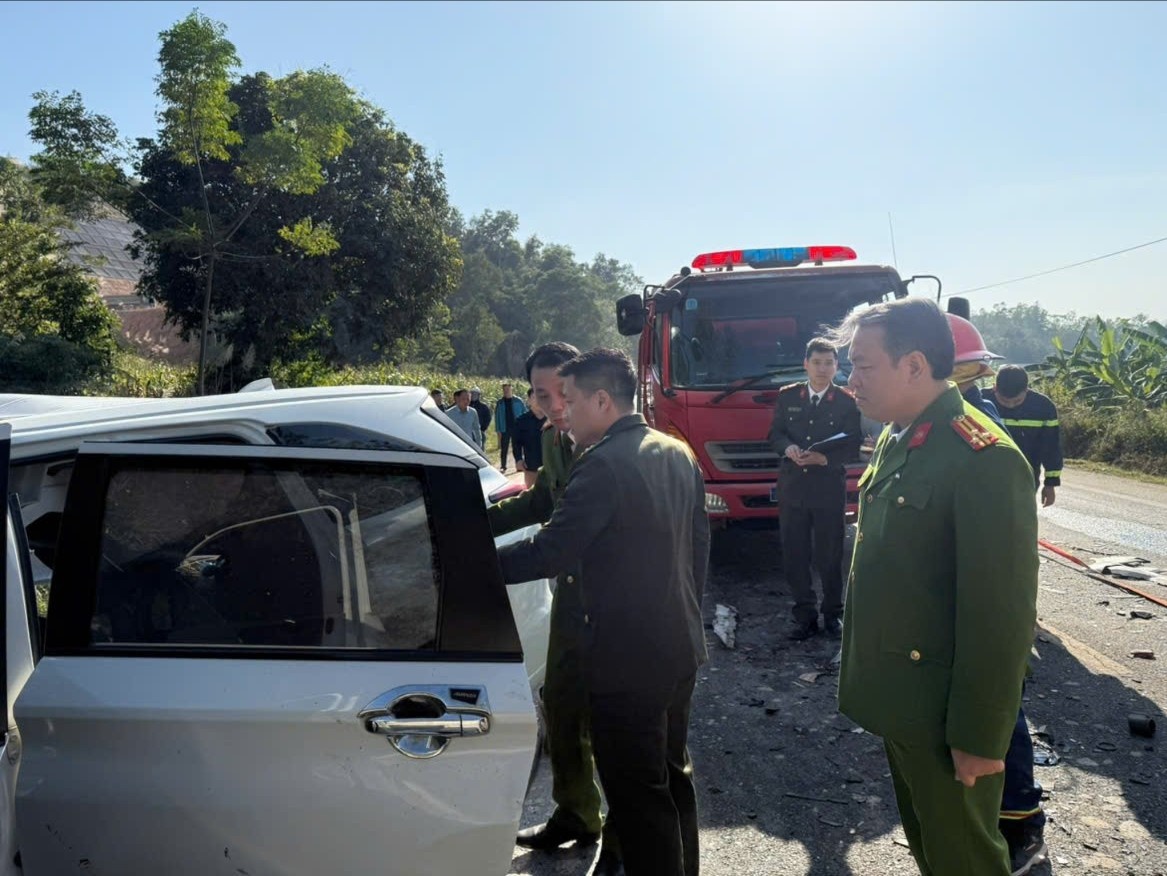 nguyen nhan,  vu tai nan,  4 nguoi tu vong anh 2
