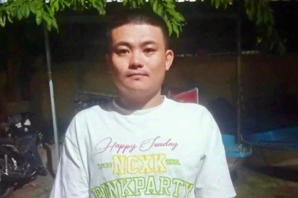 Nguoi dan ong bi danh nguy kich sau khi khuyen 'nghi nhau som' hinh anh