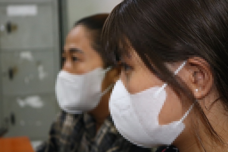 Kip thoi giai cuu,  thieu nu 14 tuoi,  suyt sap bay,  viec nhe luong cao anh 2