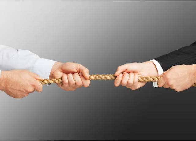 Hai doanh nghiep canh tranh khong lanh manh bi phat nang hinh anh