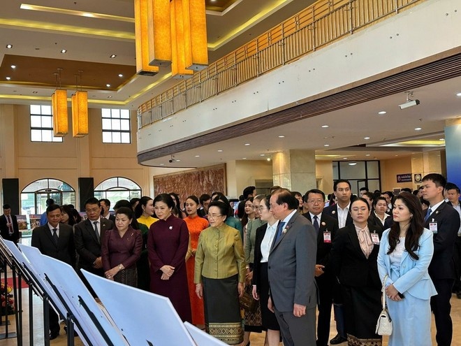 Phu nhan,  Tong Bi thu anh 2