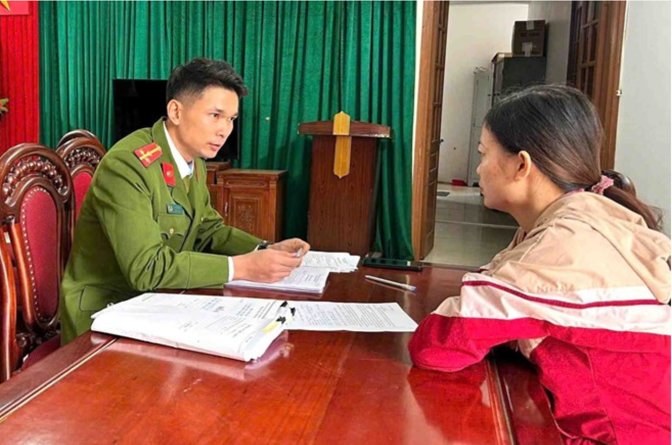 Khoi to doi tuong,  Cho vay lai,  Cat co anh 1