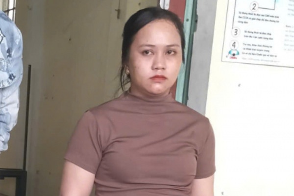 Truy bat doi tuong cuop giat day chuyen vang hinh anh