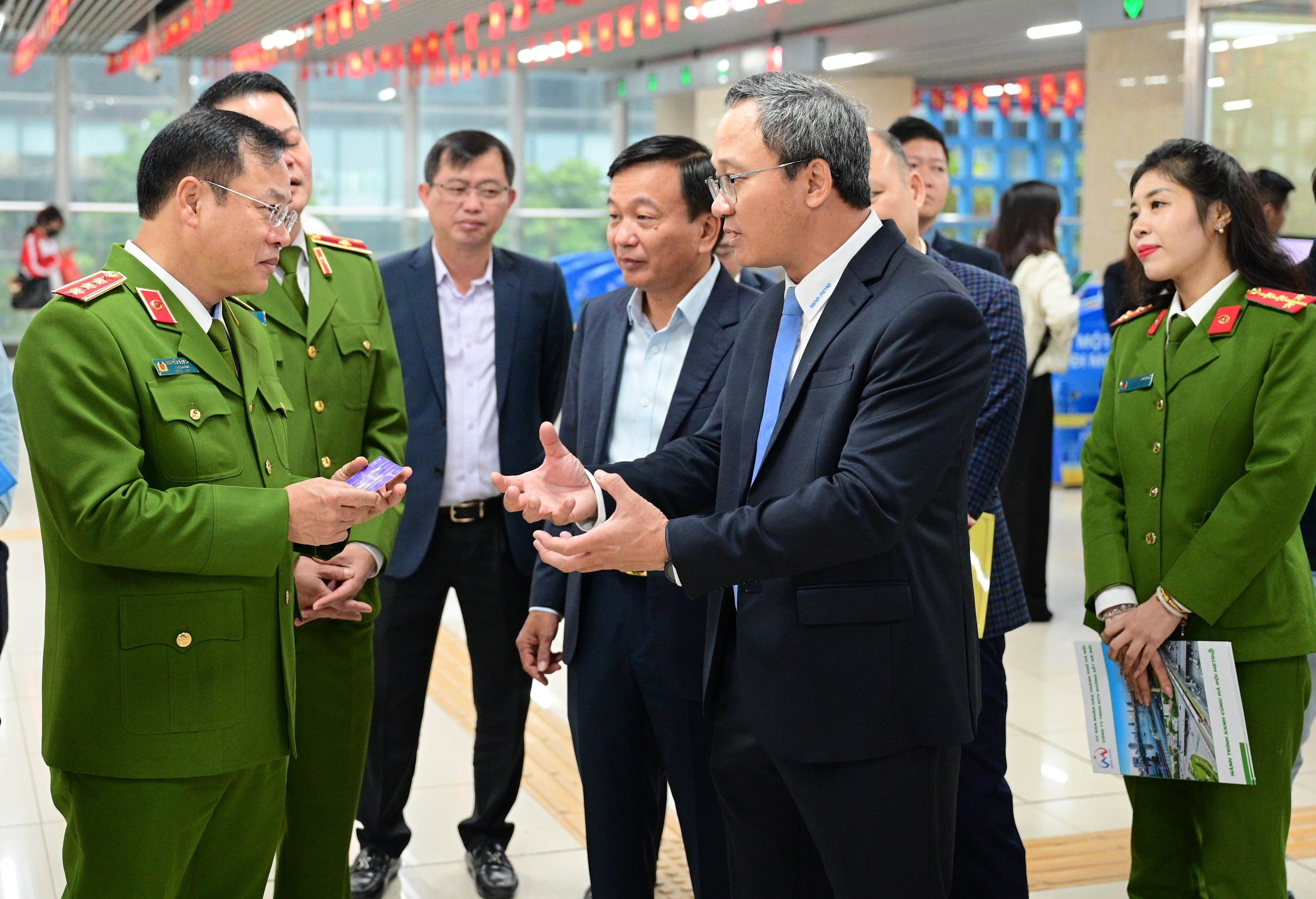 Ap dung he thong,  kiem soat ve,  tu dong anh 2