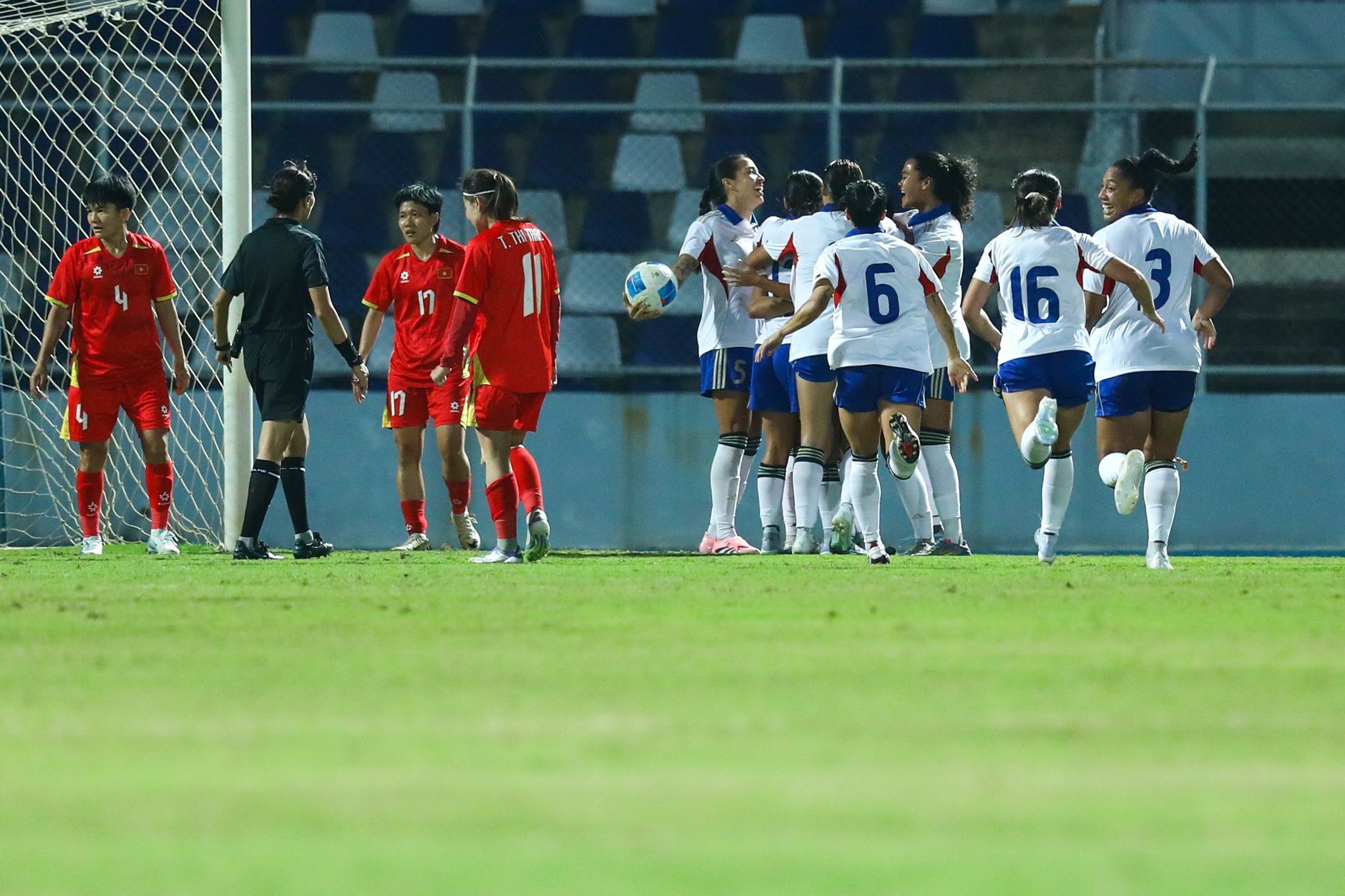 Doi tuyen nu Viet Nam anh 7