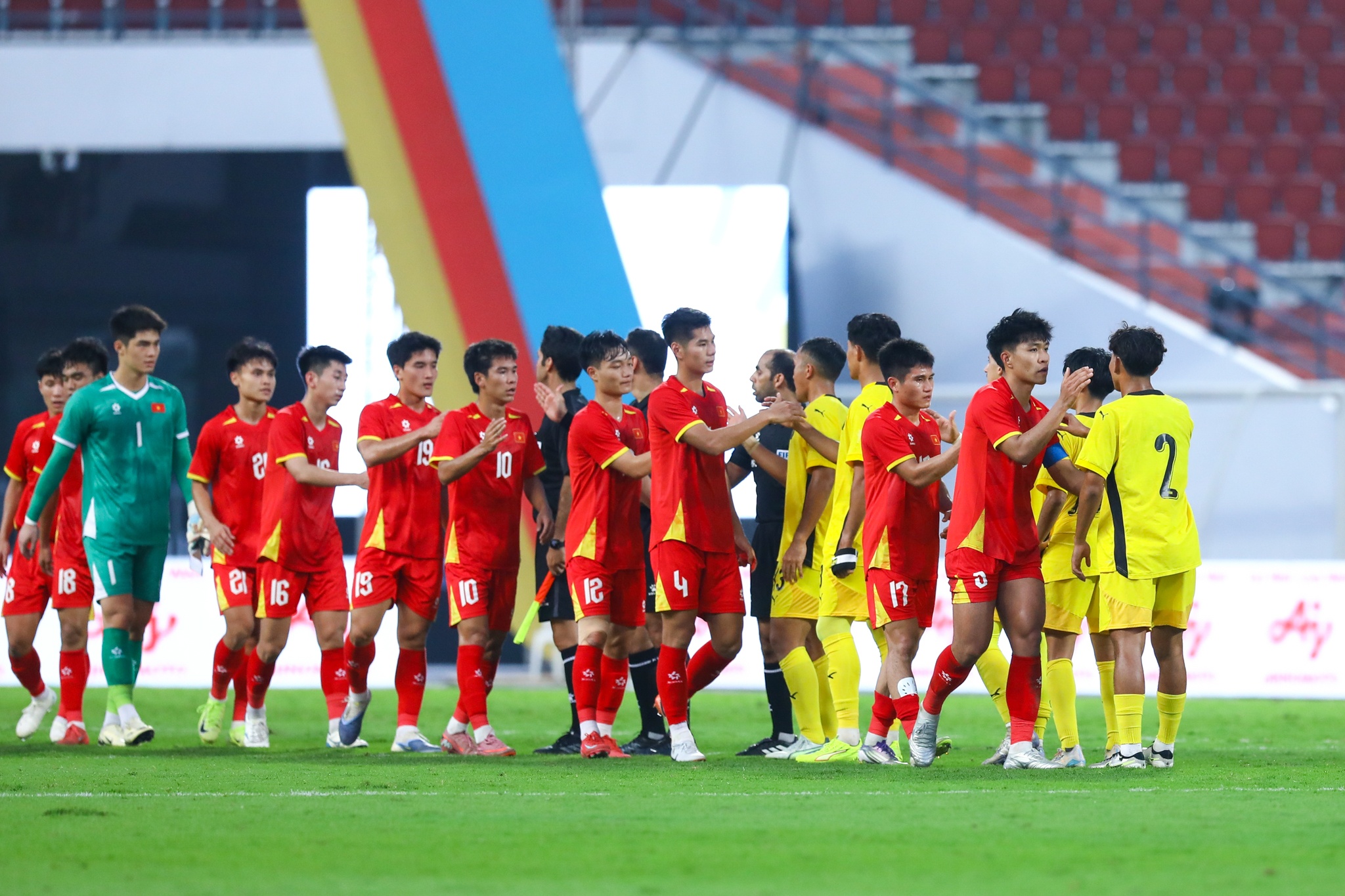 שוער מלזי במשחקי SEA (תמונה 10) Thu mon Malaysia SEA Games anh 10