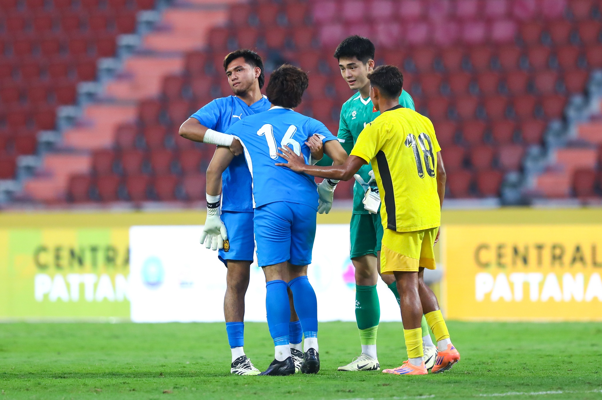 שוער מלזי במשחקי SEA (תמונה 12) Thu mon Malaysia SEA Games anh 12