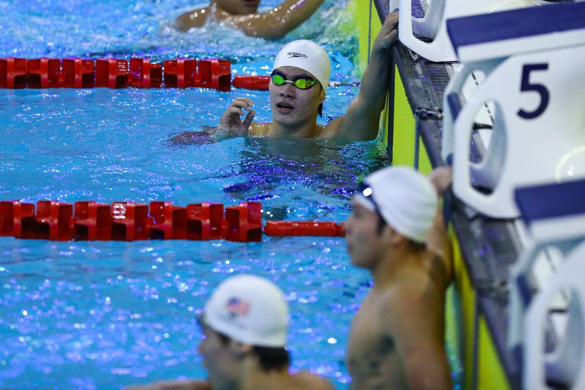 Anh Viens yngre bror (foto 9) Em trai Anh Vien anh 9