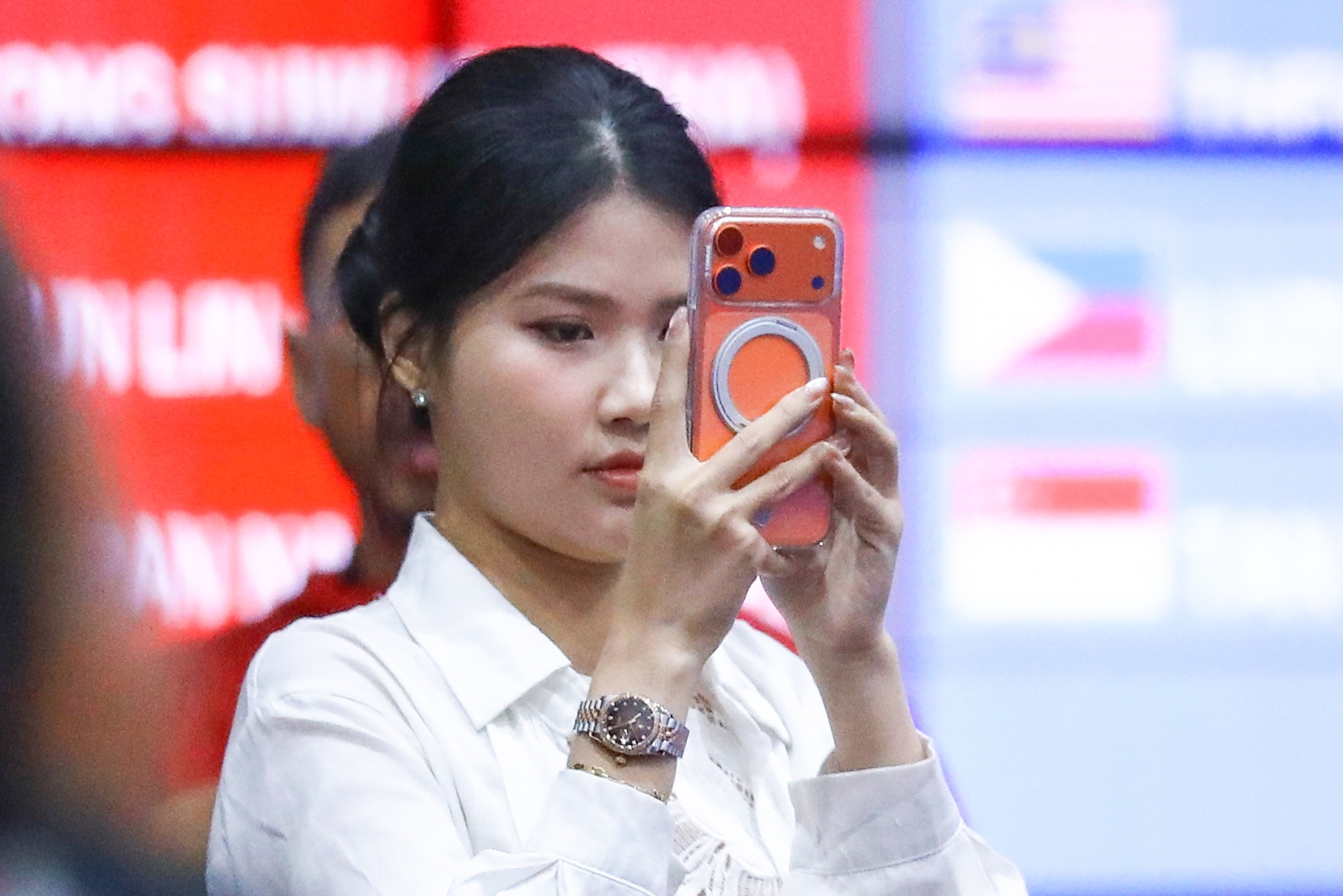 Vo  ‘Quy lun’ Dao Hong Son chung kien that bai cua chong hinh anh