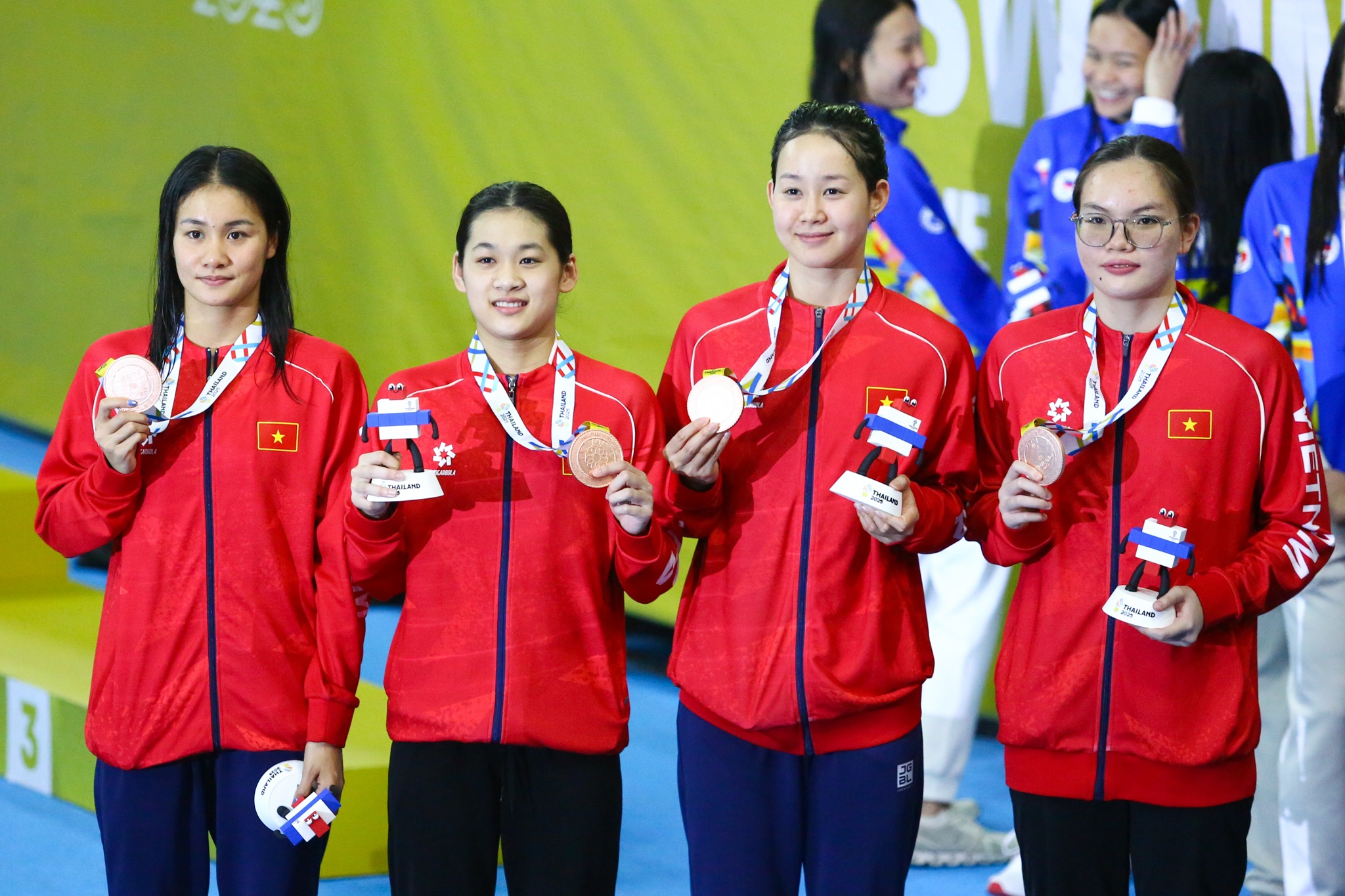 `ໂວ ທິ ມີ ທຽນ ຮູບທີ 8` `Vo Thi My Tien anh 8