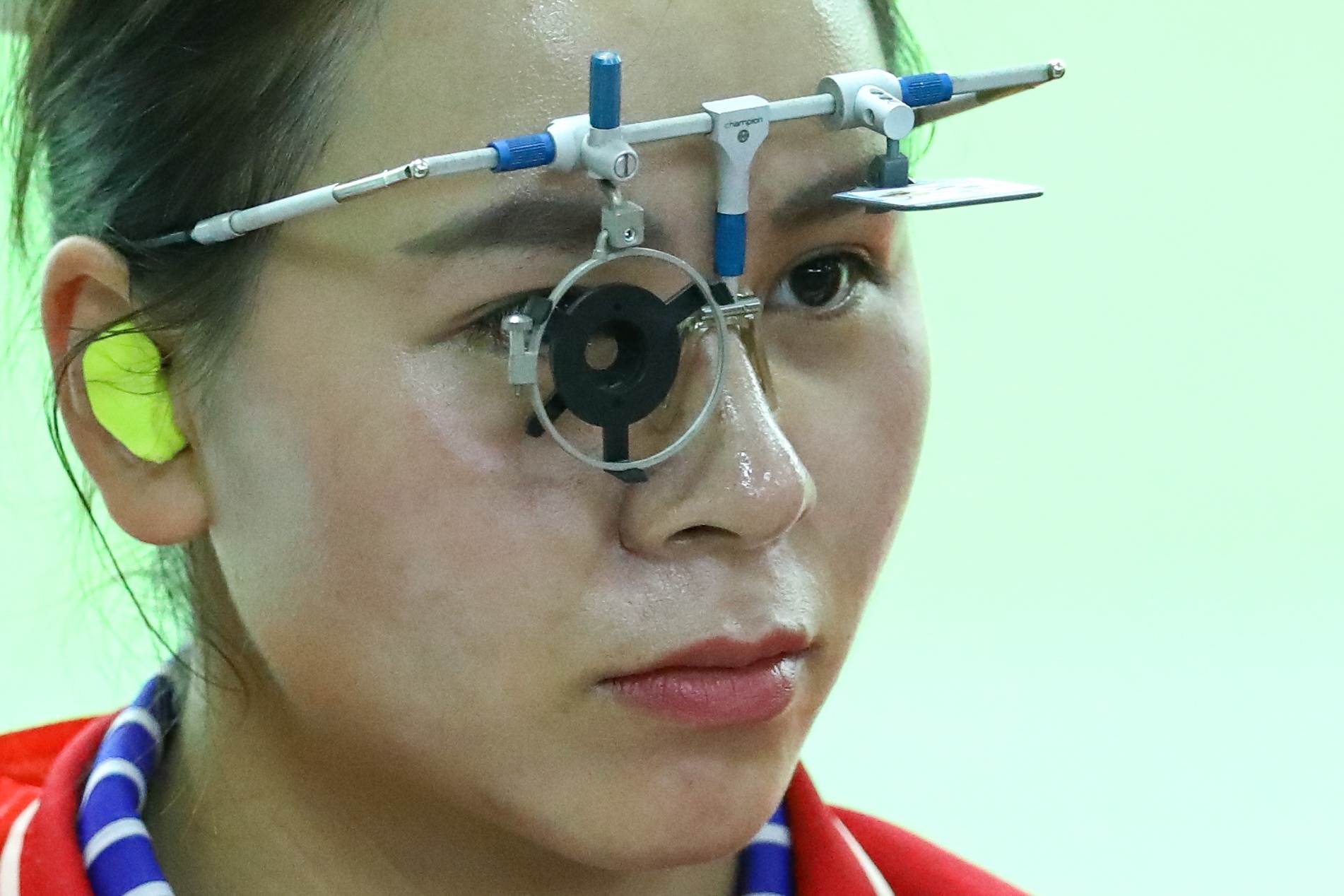 Thu Vinh, Quang Huy bai tran hinh anh