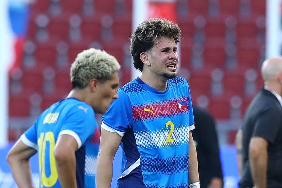 Phan ung cua HLV Philippines sau khi thua U22 Viet Nam hinh anh