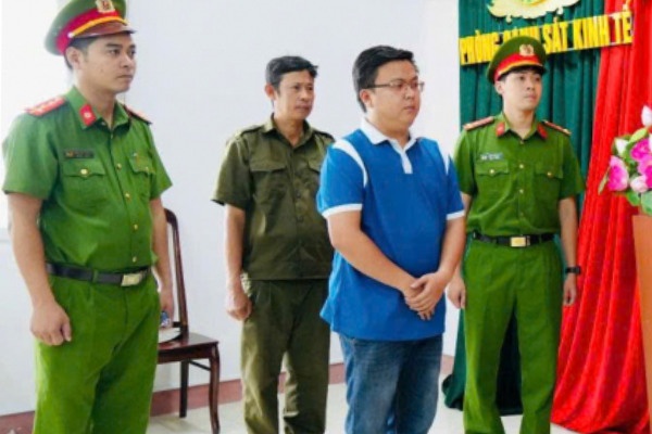 Cua hang truong xang dau tham o hon 7,3 ty de ca do bong da hinh anh