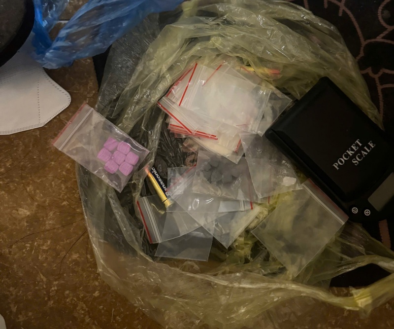 Duong day ma tuy,  doi lot my pham anh 2