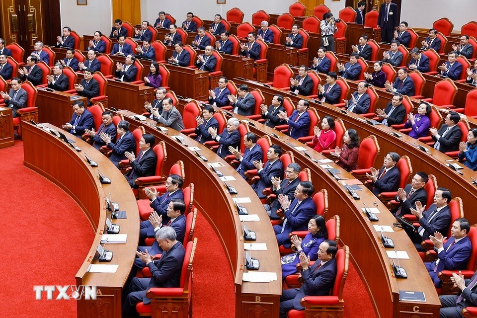 Hoi nghi Trung uong 15 anh 3