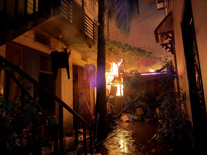 Chay Cho Xanh Ha Noi anh 1