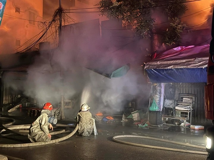 Chay Cho Xanh Ha Noi anh 3