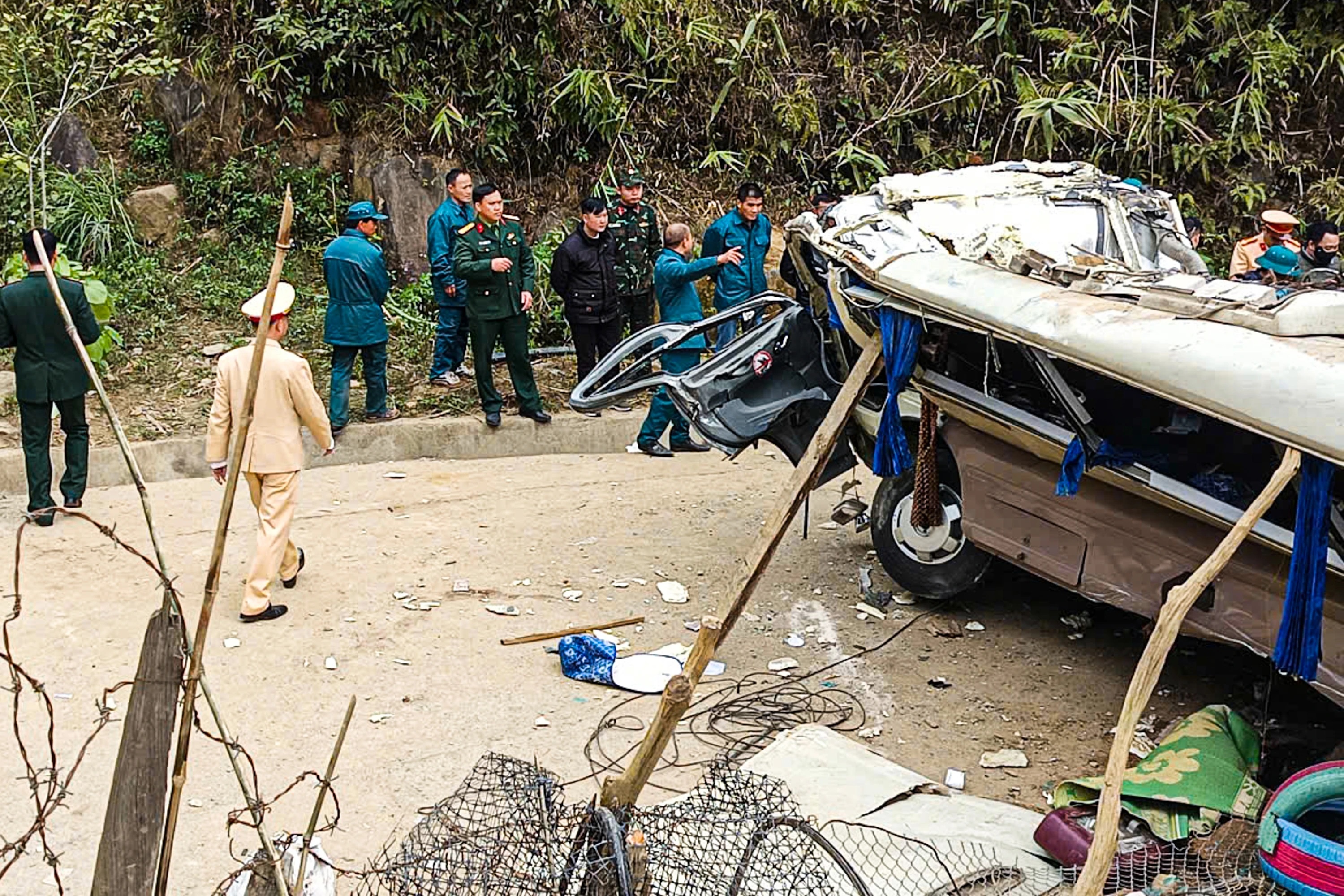 Lat xe tu thien anh 3