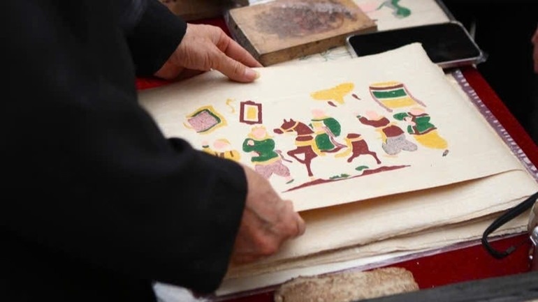 Xiec hoa Dong Ho hinh anh