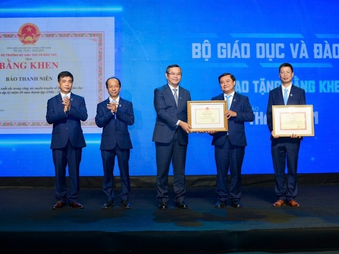 Bao Thanh Nien anh 11