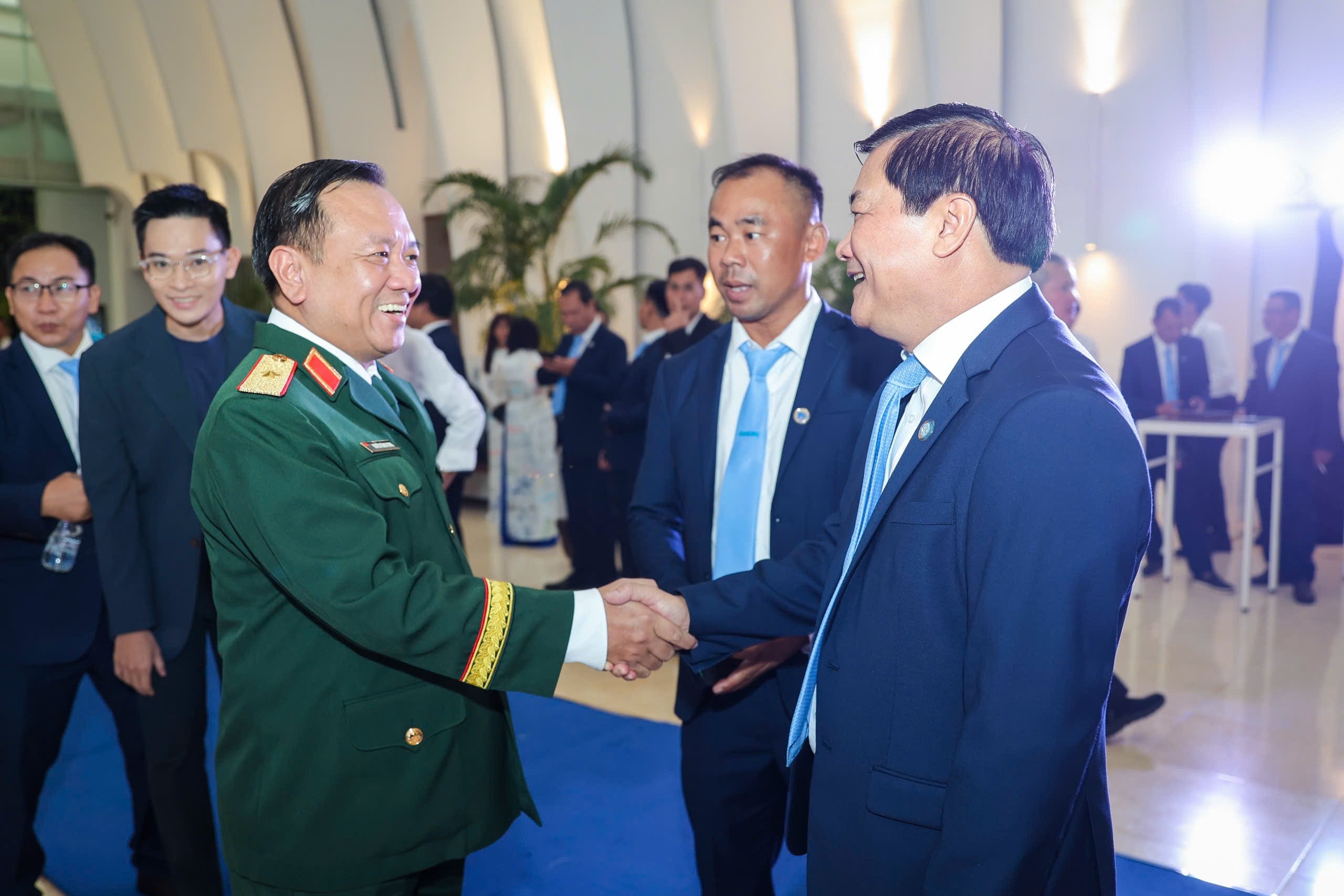 Bao Thanh Nien anh 3