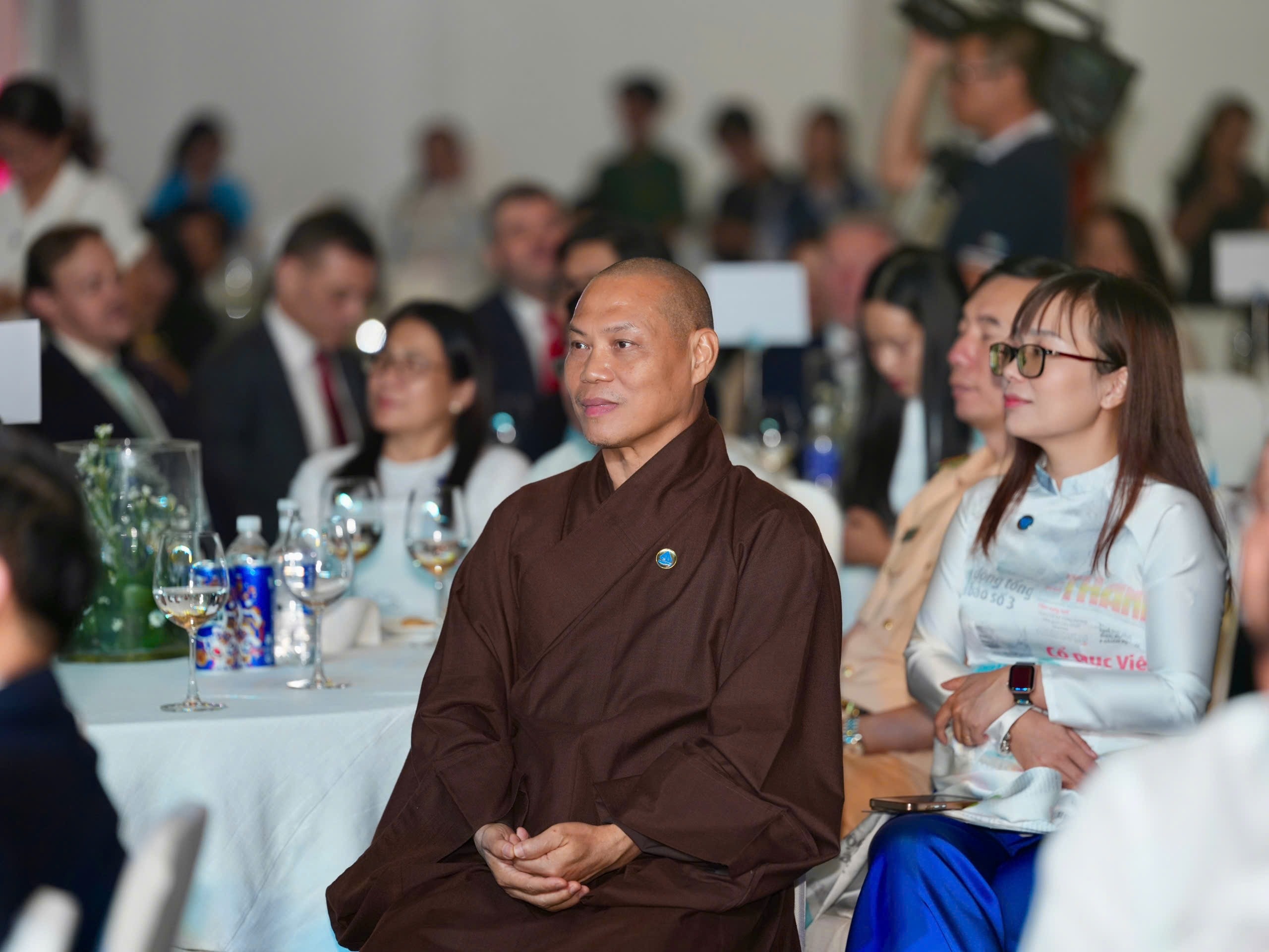 Bao Thanh Nien anh 5