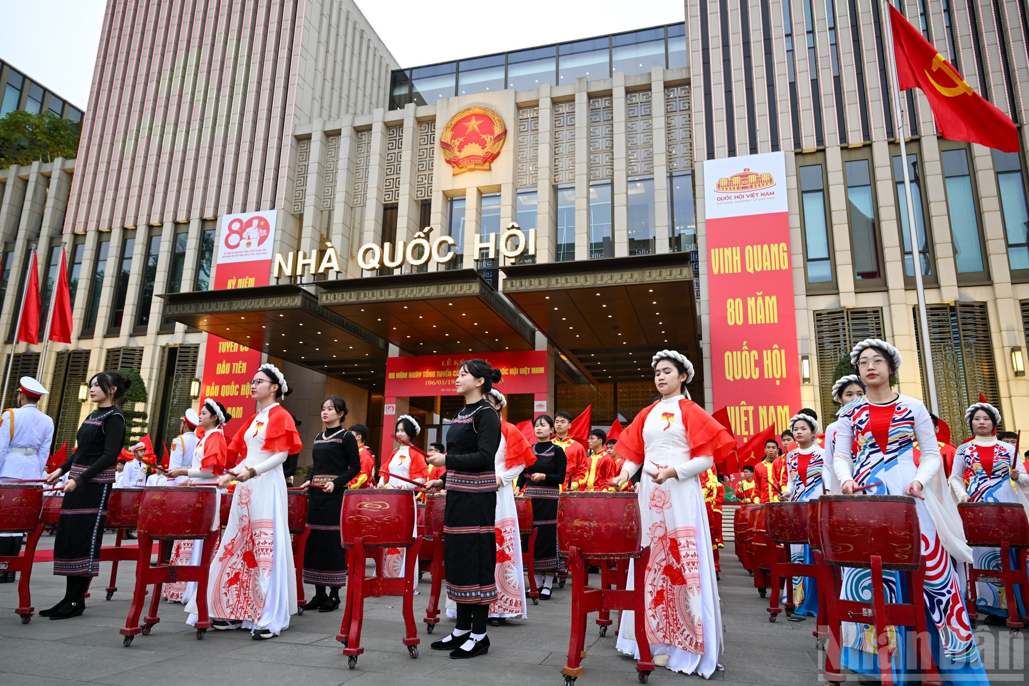 80 nam Quoc hoi anh 5