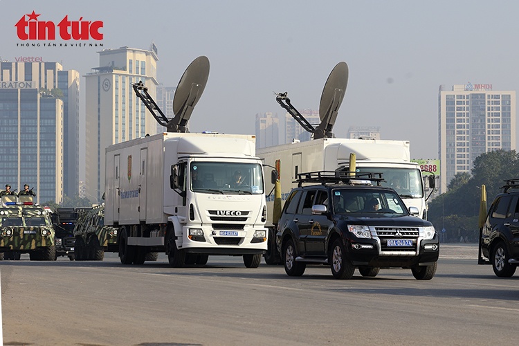 Dai hoi Dang XIV anh 12