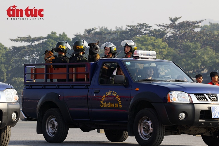 Dai hoi Dang XIV anh 7