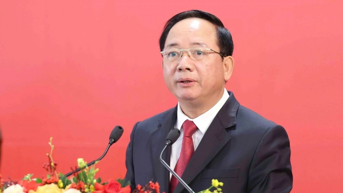 Trinh Van Quyet Tuyen giao anh 3