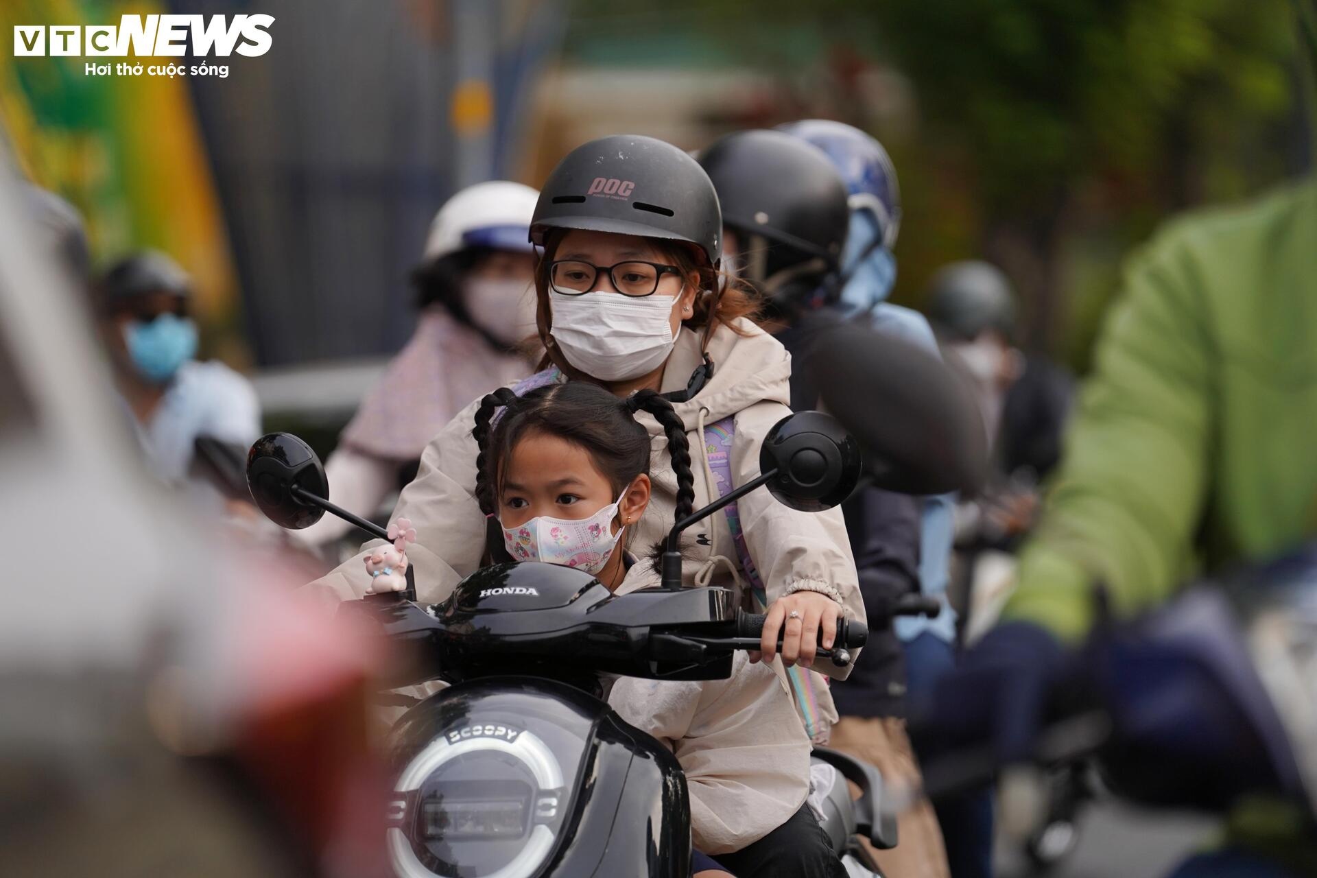 Giao thong TP.HCM anh 11