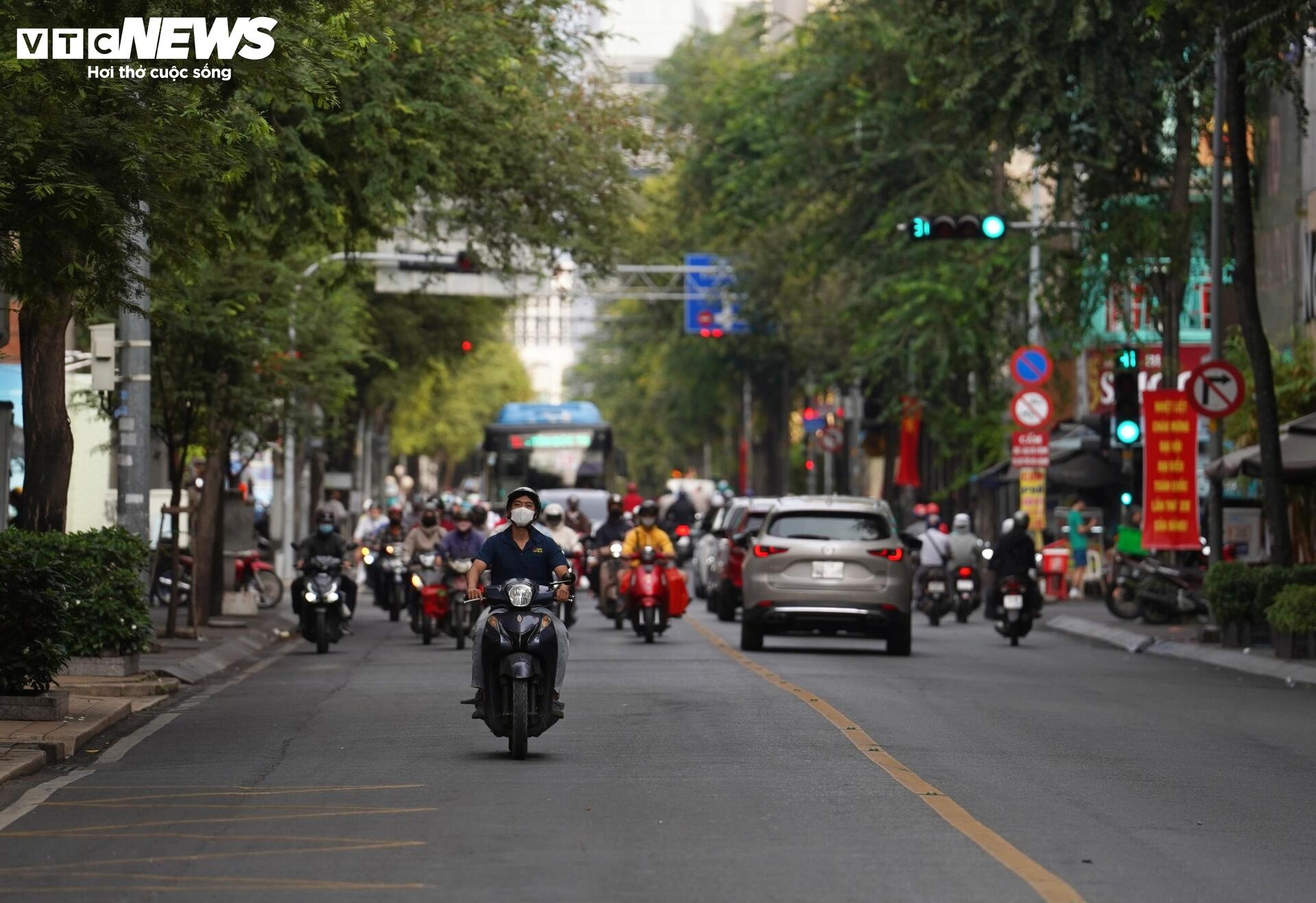 Giao thong TP.HCM anh 14