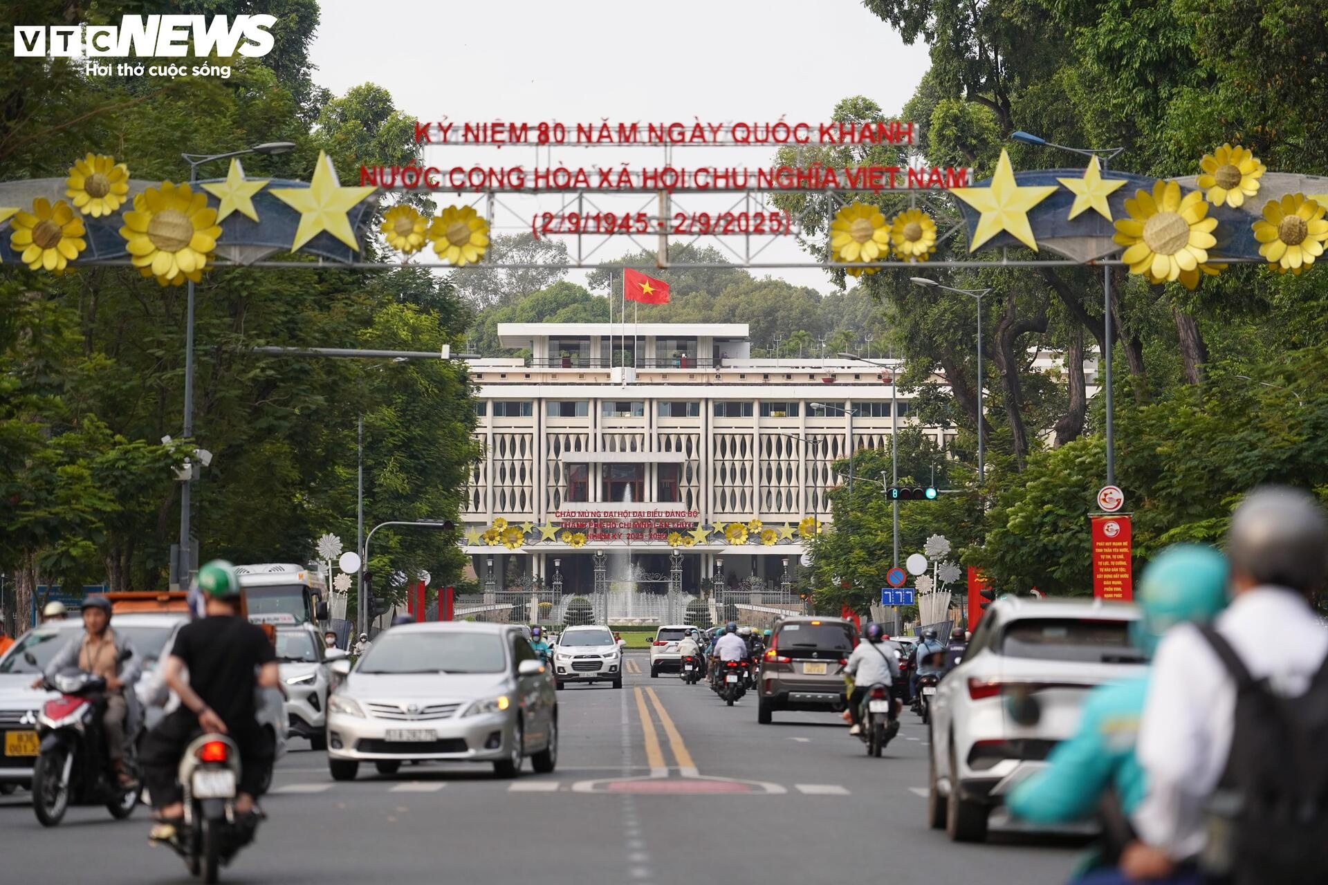 Giao thong TP.HCM anh 9