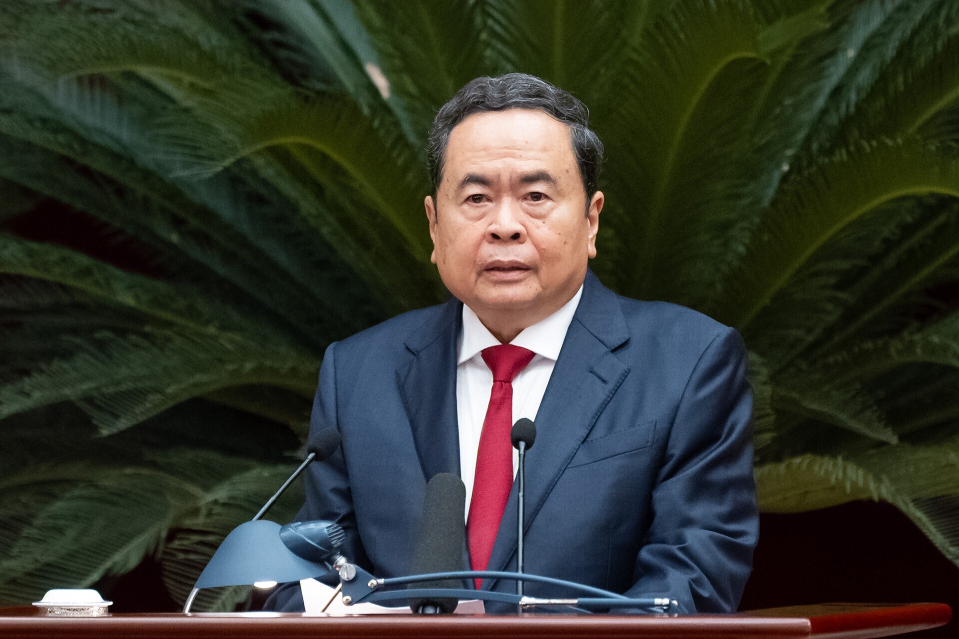 Hoi nghi Trung uong anh 3