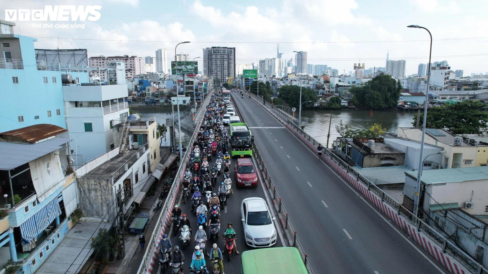 Tam thep 10 tan anh 5