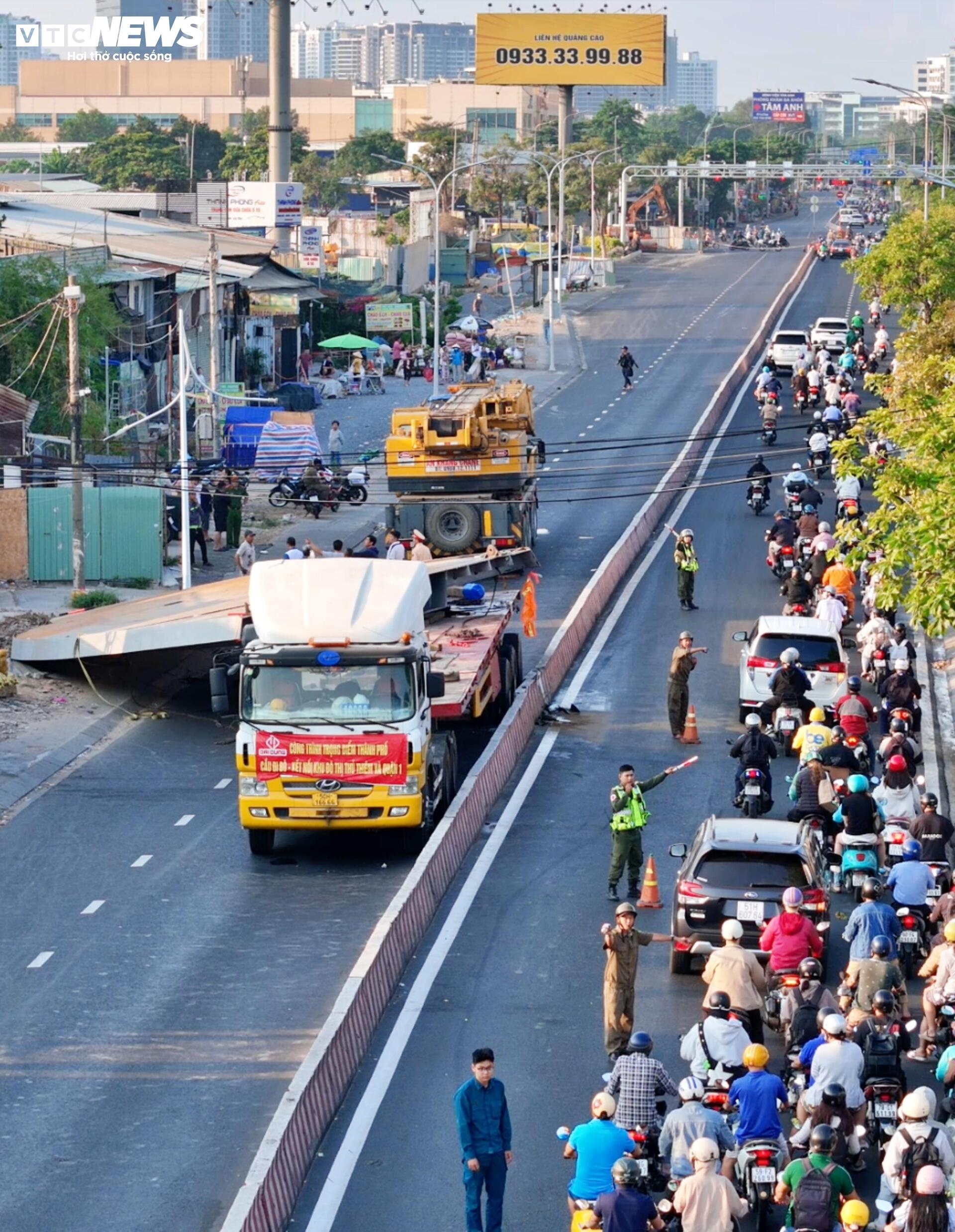 Tam thep 10 tan anh 6