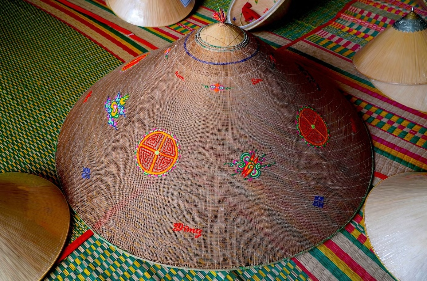 Non anh 21