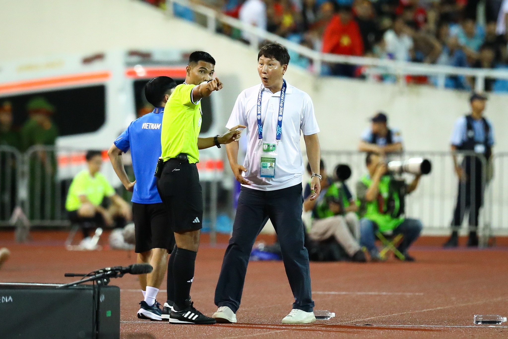 Kim Sang-sik ASEAN Cup ảnh 2