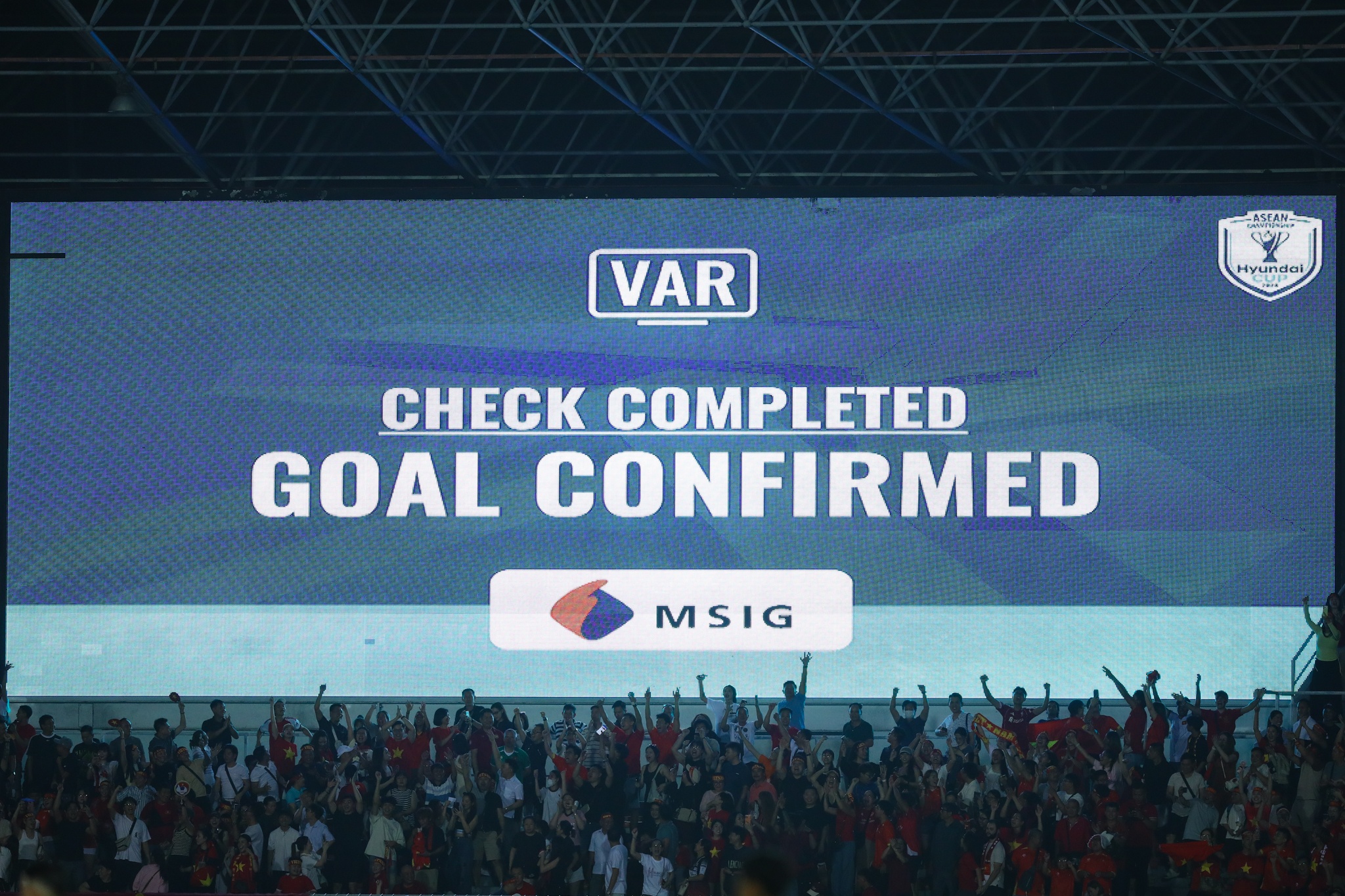 Văn L&acirc;m L&ecirc; Giang Patrik ảnh 7