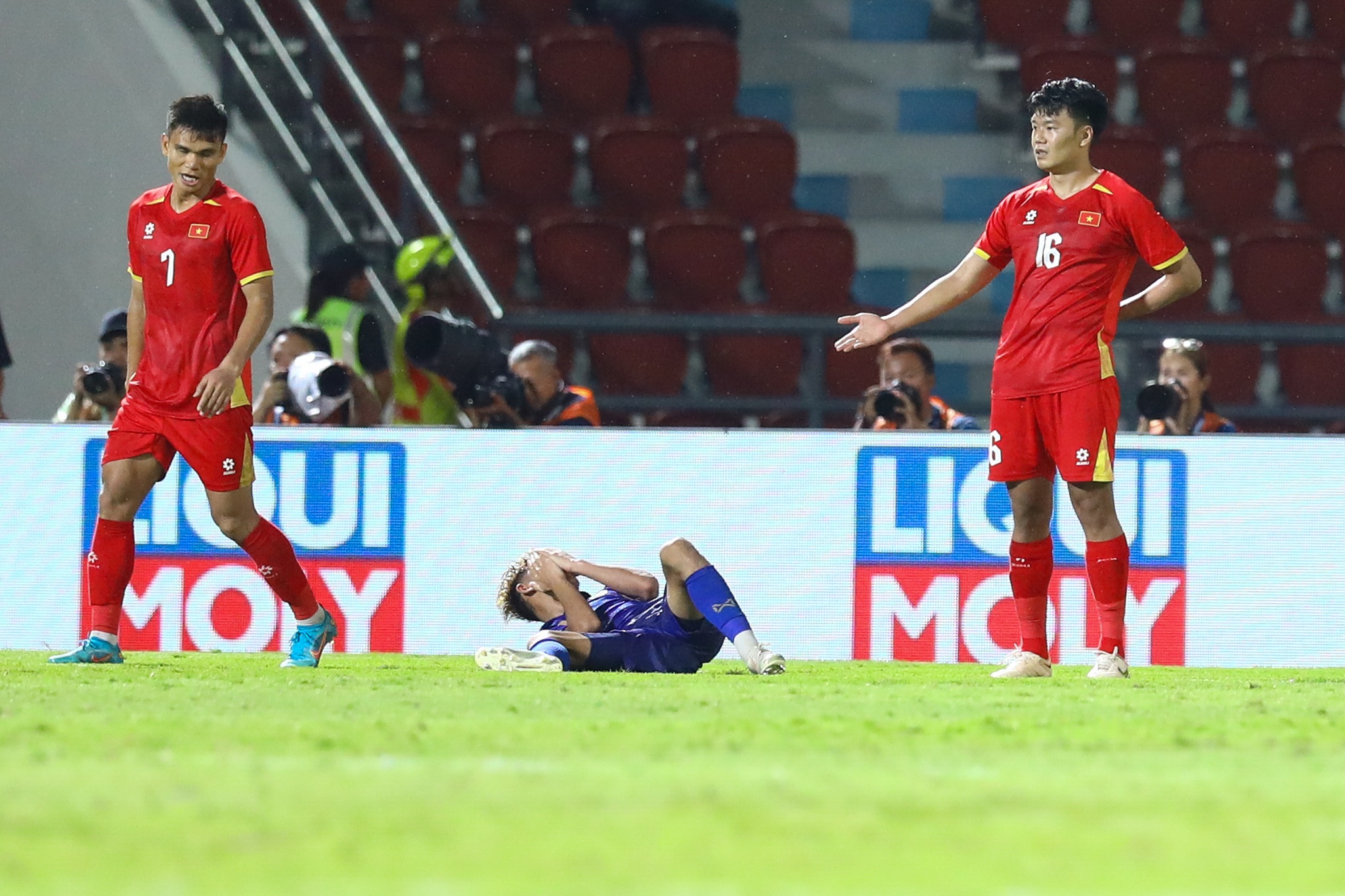 Th&agrave;nh Chung Th&aacute;i Lan ảnh 10