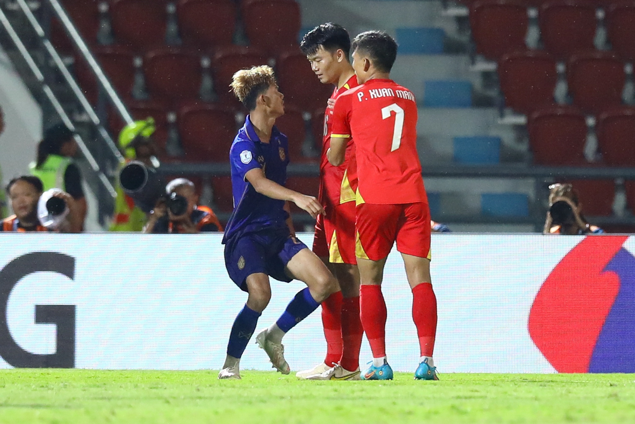Th&agrave;nh Chung Th&aacute;i Lan ảnh 11