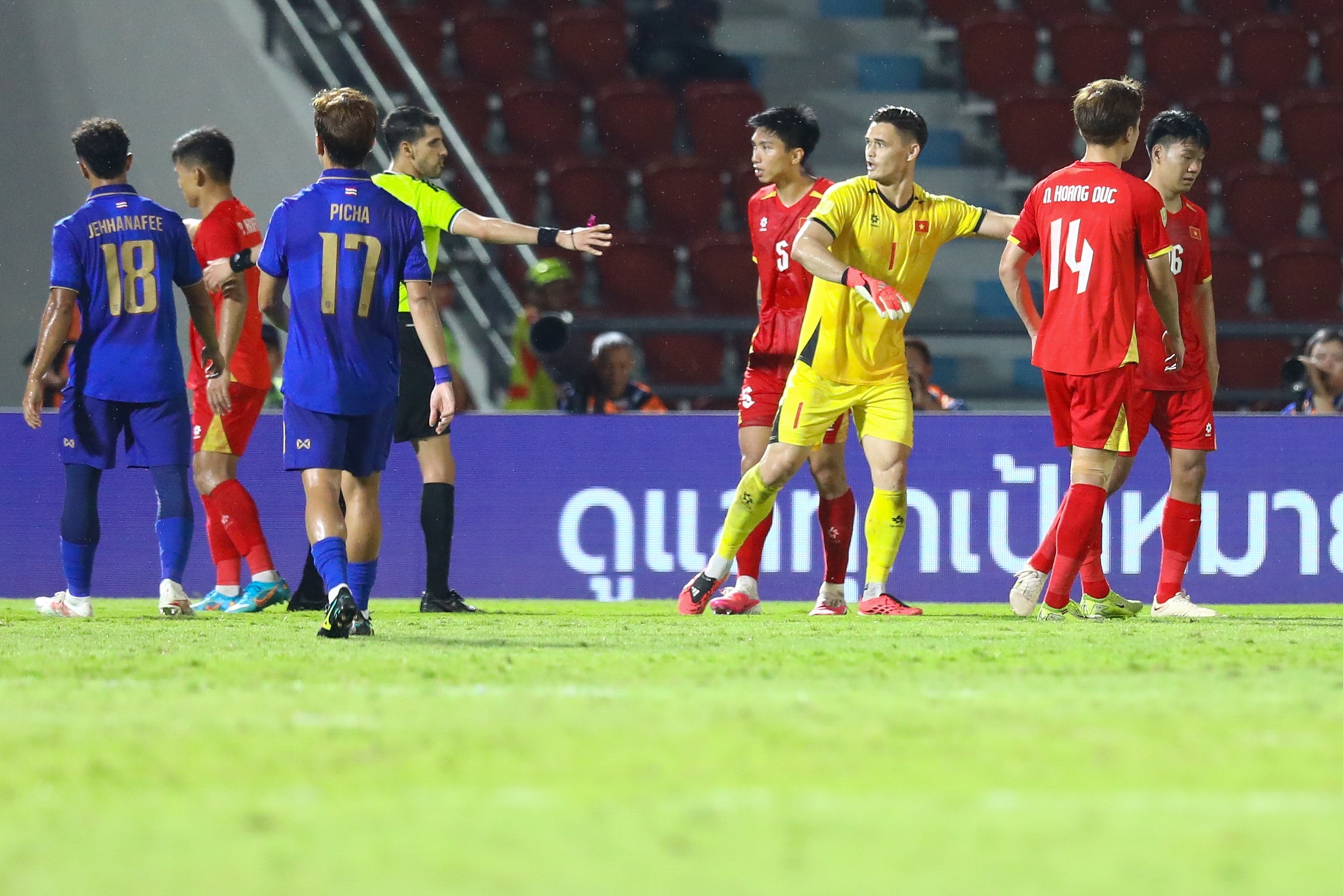 Th&agrave;nh Chung Th&aacute;i Lan ảnh 12