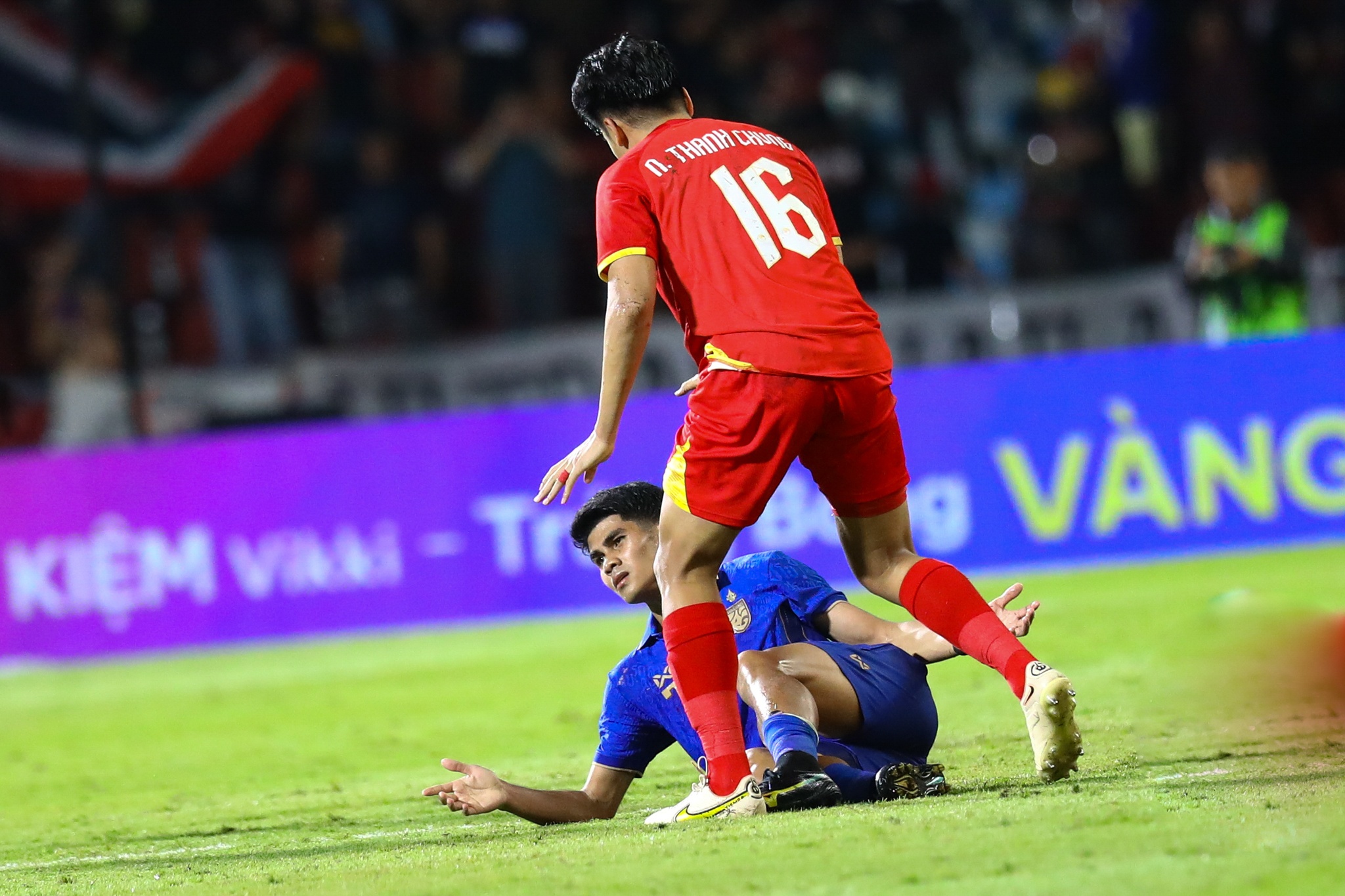 Th&agrave;nh Chung Th&aacute;i Lan ảnh 5