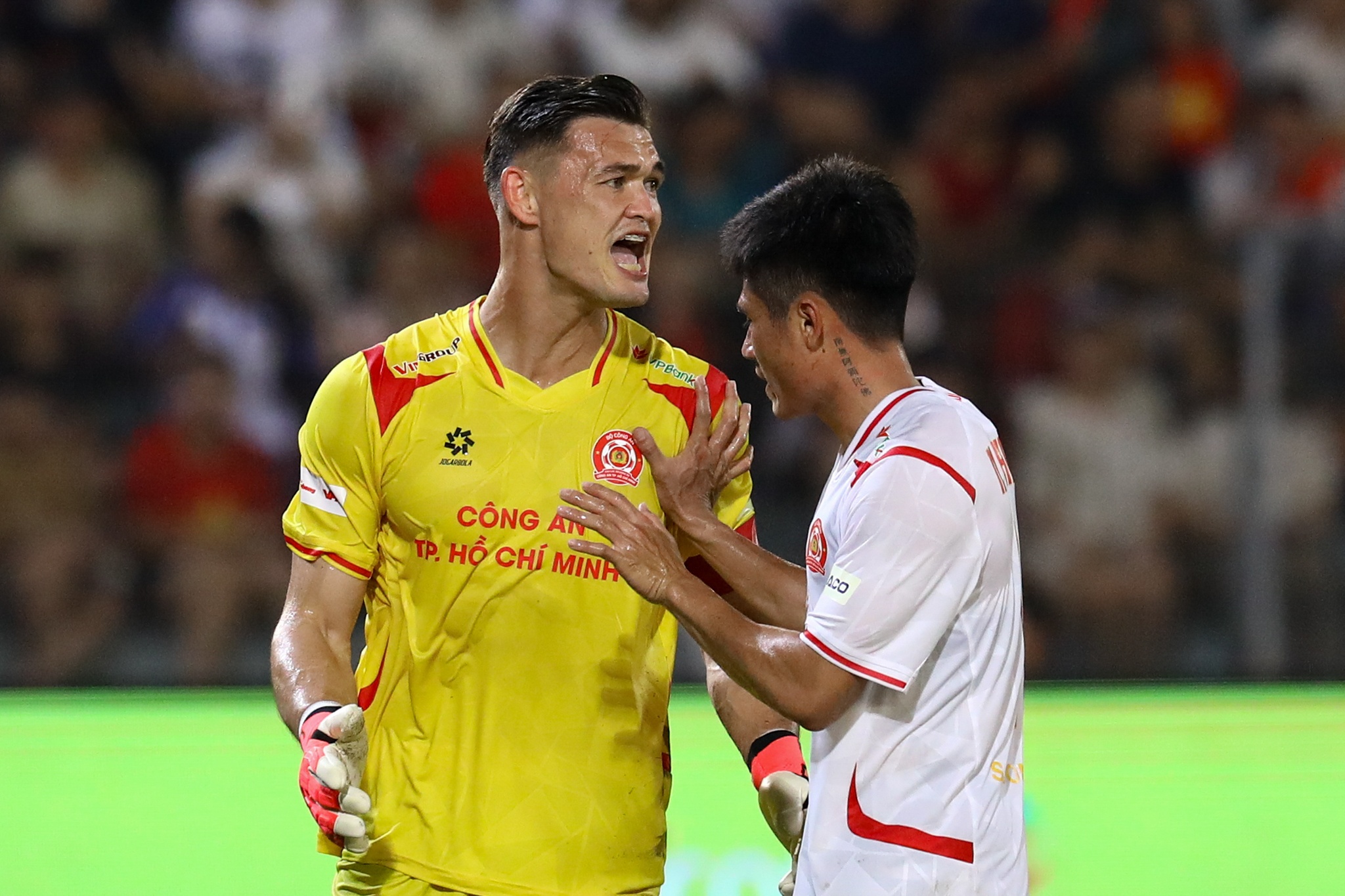 Lê Giang Patrik Siêu cúp ảnh 4 Lê Giang Patrik Siêu cúp ảnh 4