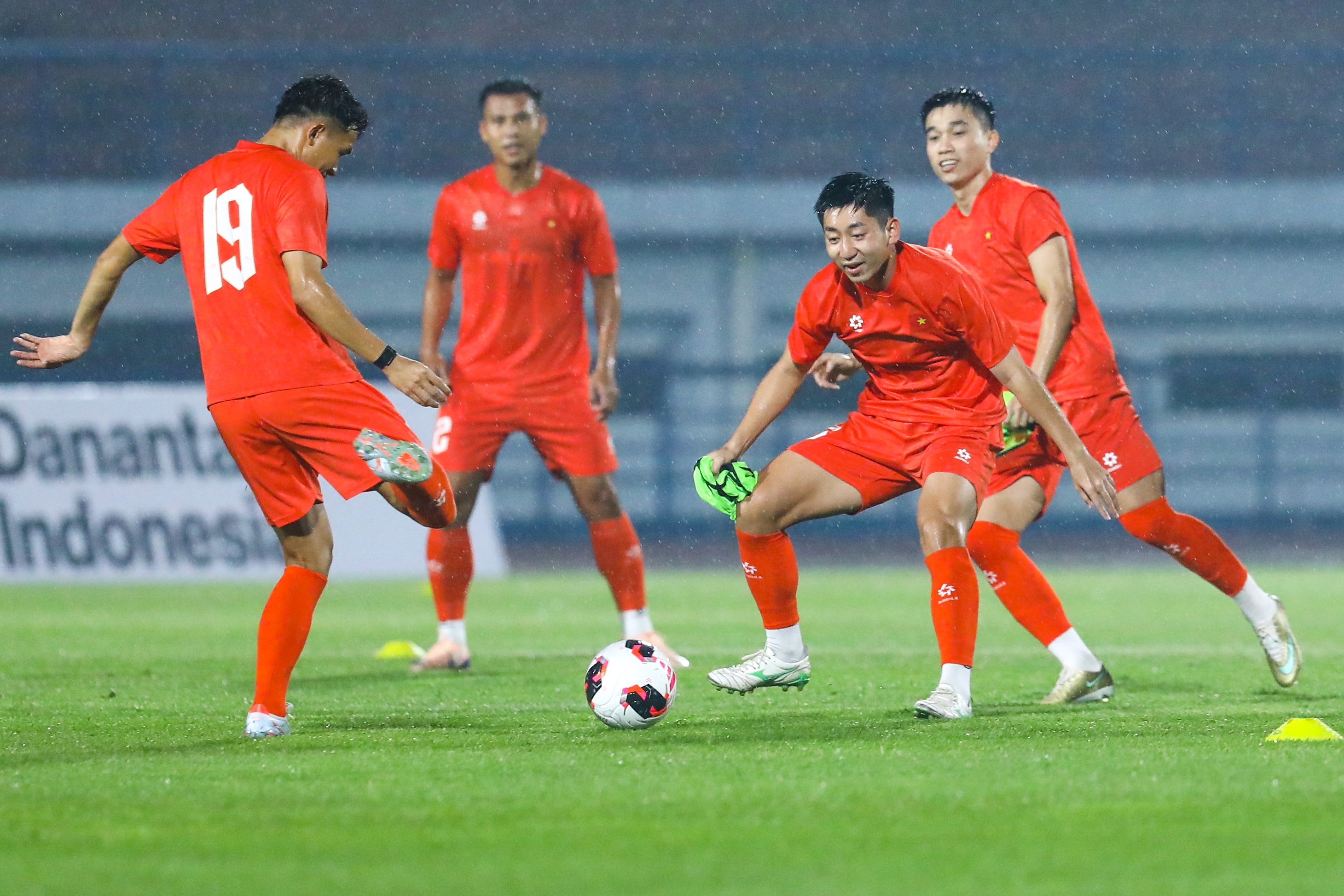 Ho&agrave;ng Đức tuyển Việt Nam ảnh 13