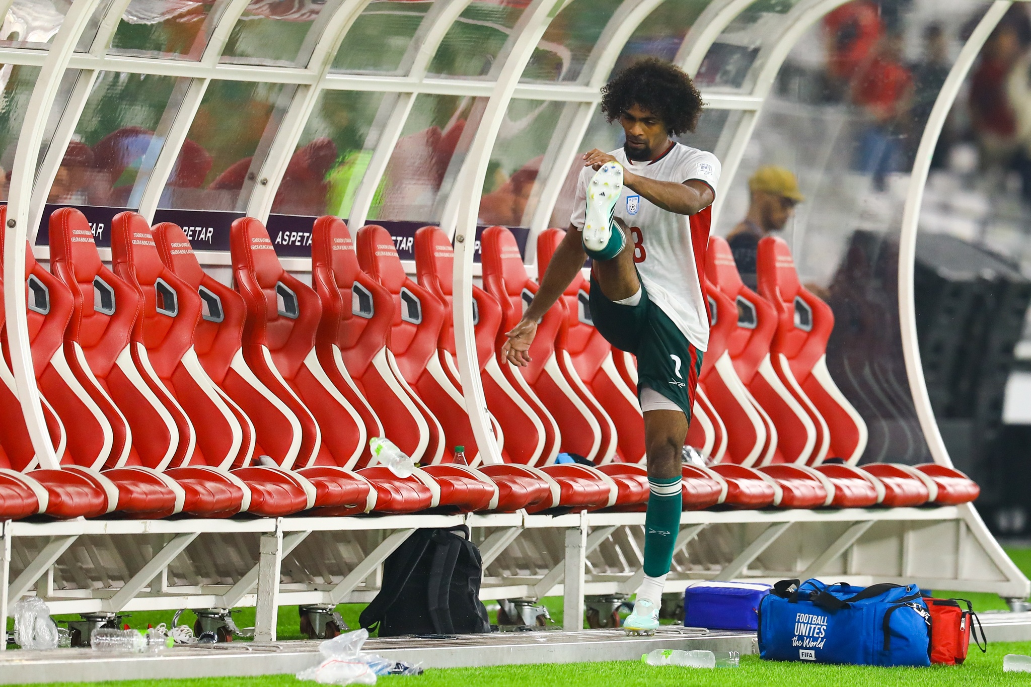 Hamza Choudhury Indonesia chế nhạo ảnh 11
