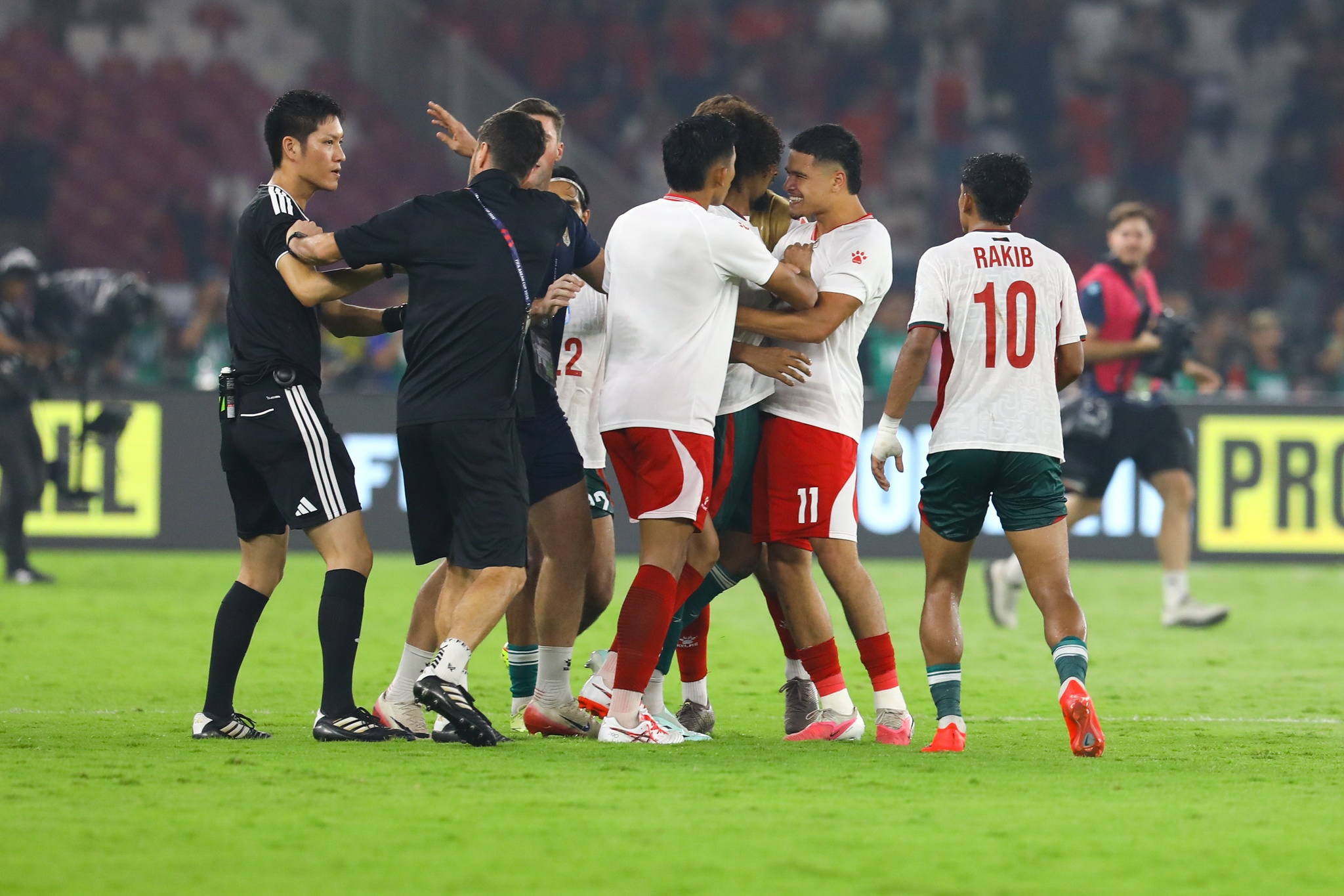 Hamza Choudhury Indonesia chế nhạo ảnh 1