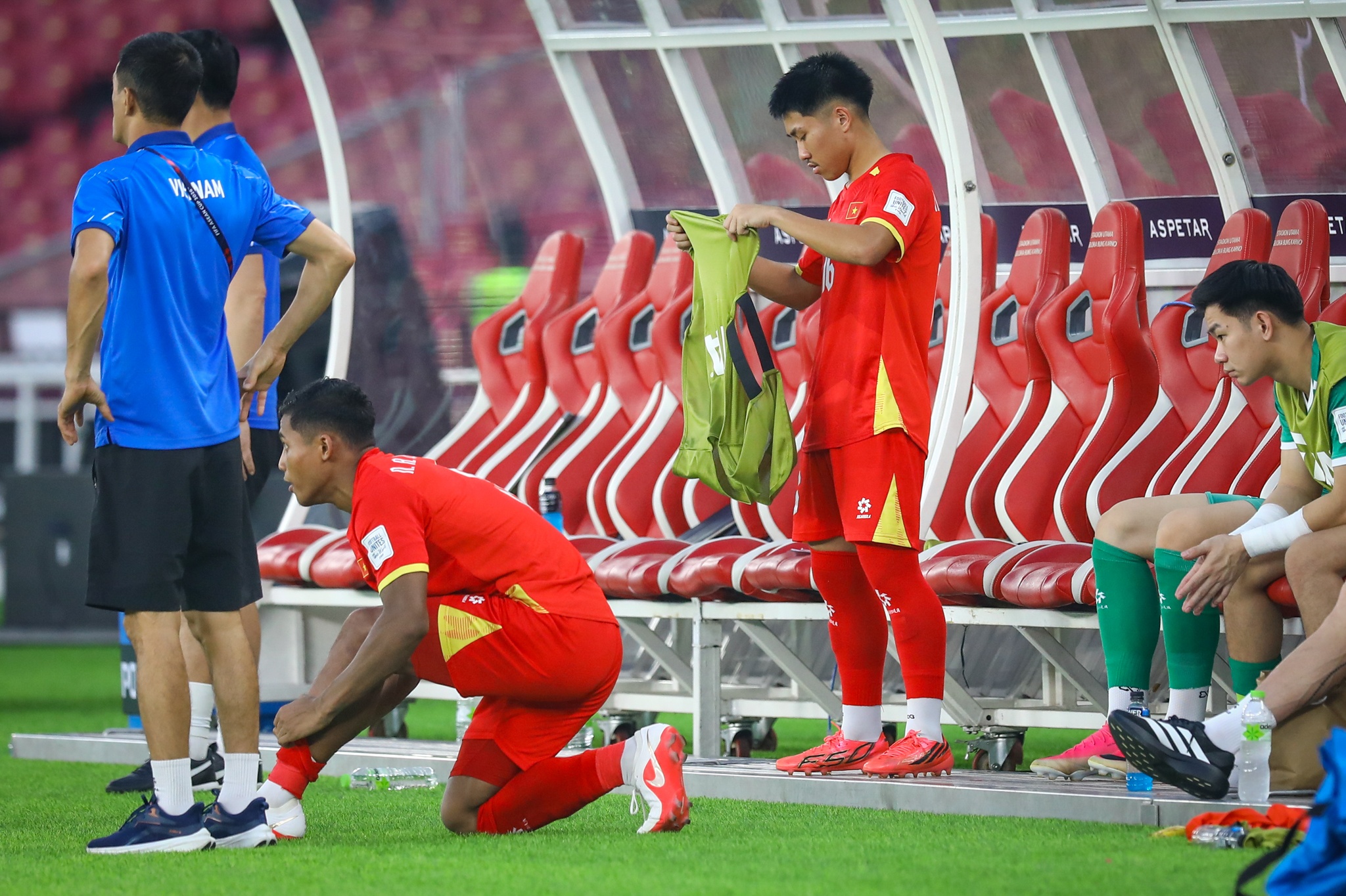 Việt kiều Ng&ocirc; Đăng Khoa ảnh 3