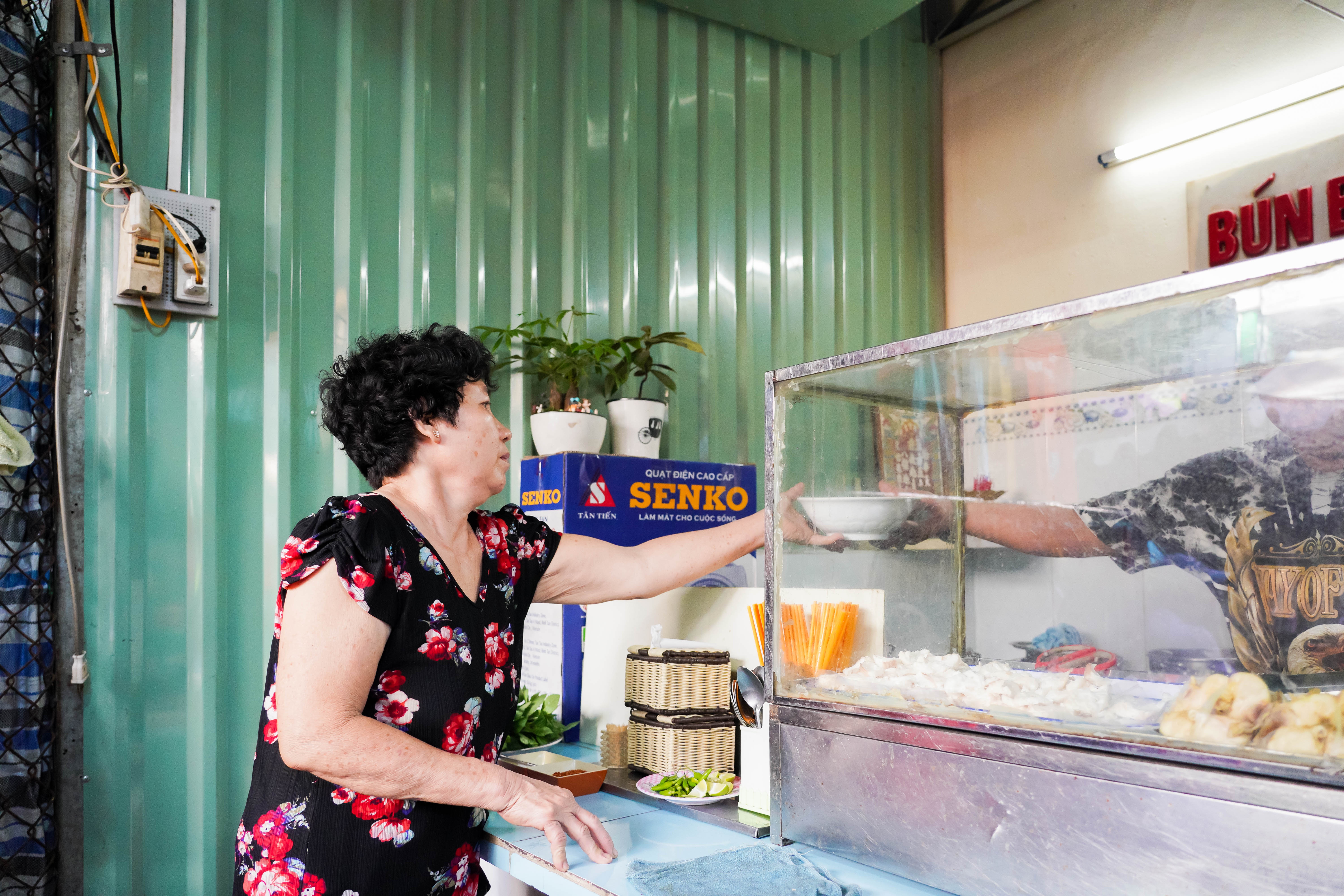 Quan bun ca Campuchia ton tai gan nua the ky ngay giua long Sai Gon anh 8