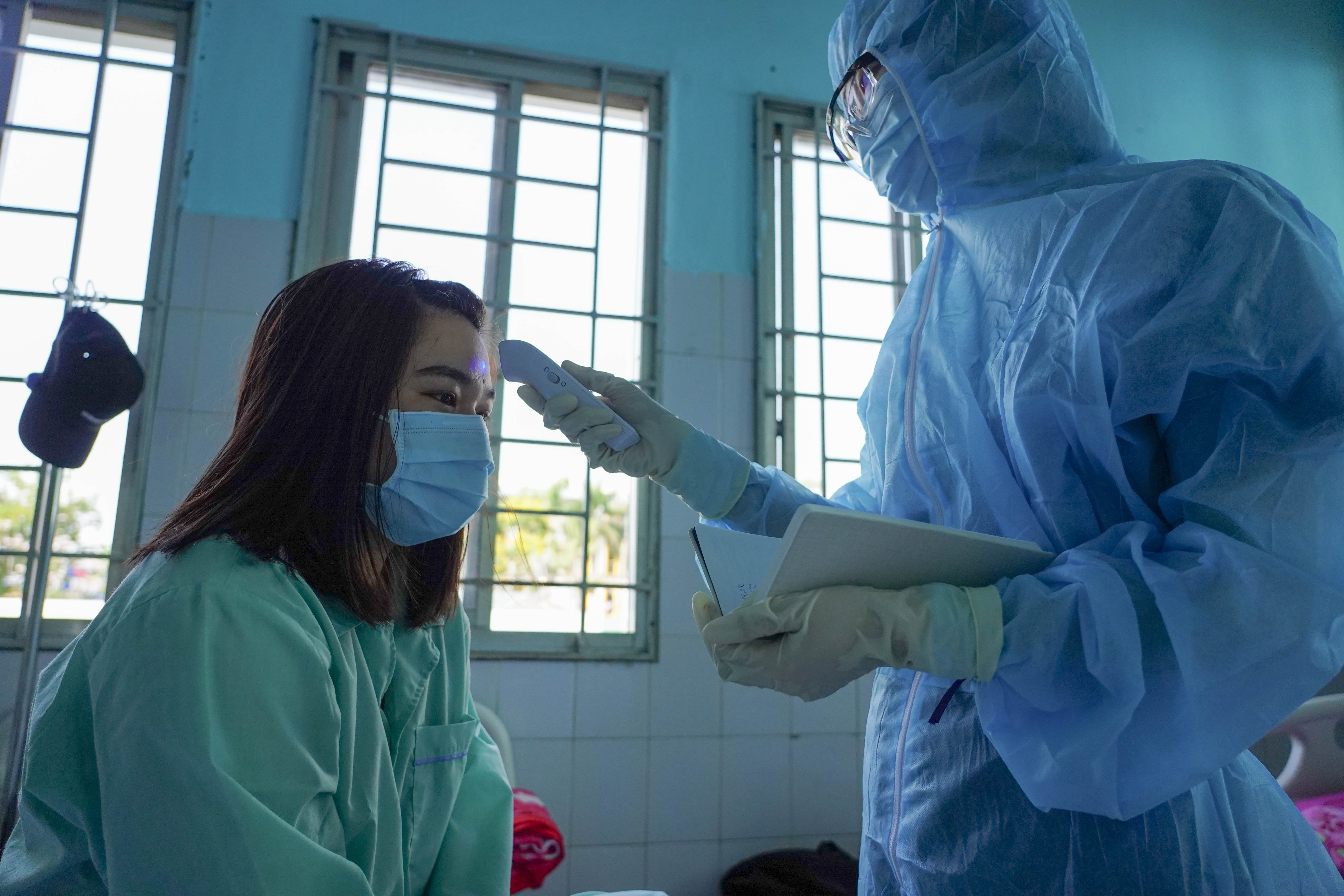 cach ly cua co dau Viet tro ve tu tam dich Deagu anh 8